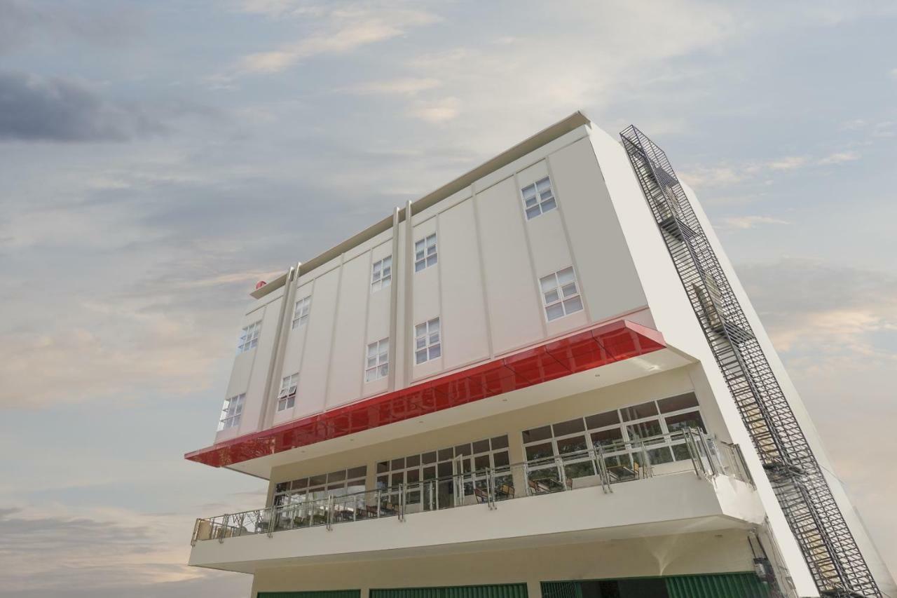Oyo 578 Sugoi Kost Hotel